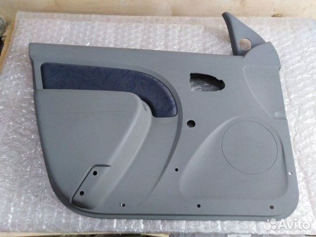 Обшивка двери передняя левая Renault Logan 2005