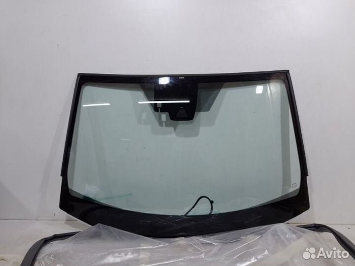 Стекло лобовое Toyota Rav4 50 2019