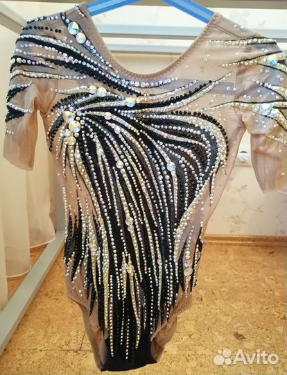 Костюм для художественной гимнастики