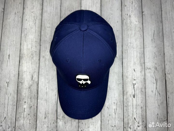 Karl lagerfeld бейсболка