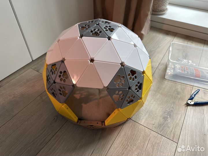 Лежанка для кошек