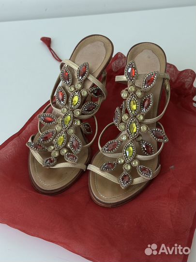 Босоножки женские 37 размер Rene Caovilla