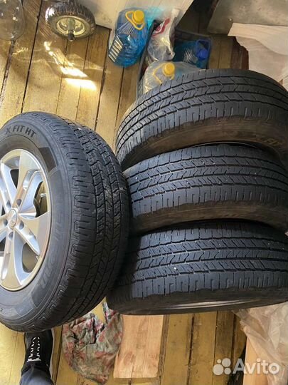 Laufenn X-Fit HT 215/70 R16