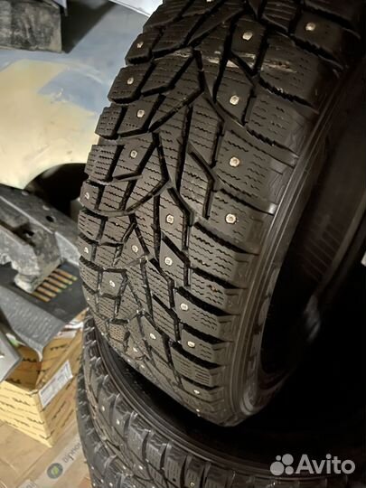 Dunlop SP Winter Ice 02 205/55 R16