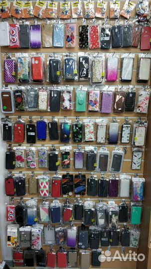 Чехлы на смартфон