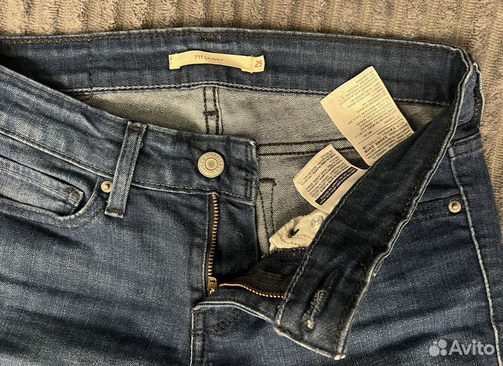 Джинсы женские levis 711