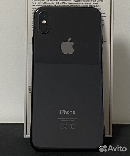 Телефон iPhone X