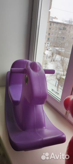 Детская качалка лошадь