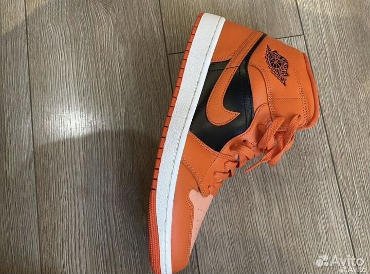 Air jordan 1 mid