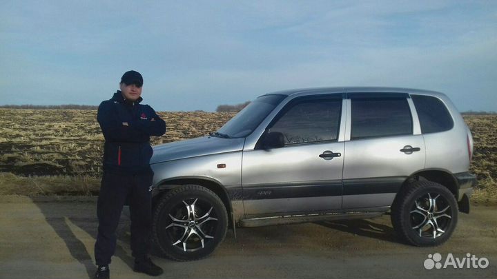 Advance AR220 2.25/5 R17