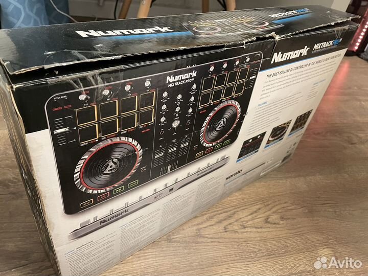 DJ контроллер Numark Mixtrack Pro II