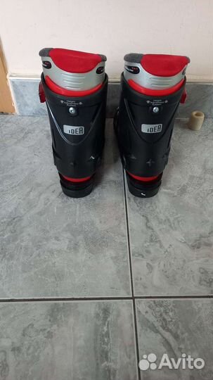 Горнолыжные ботинки