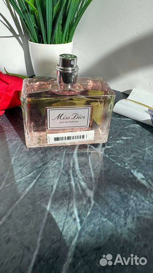 Miss Dior eau de parfum 98мл витринный образец
