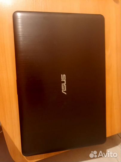 Ноутбук asus