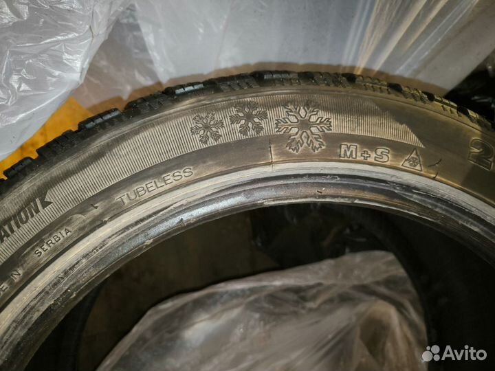 Taurus Winter 235/45 R18 98V