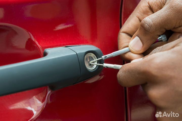 Вскрыть авто без повреждений замка