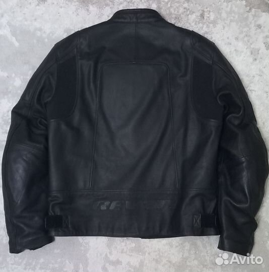 Мотокуртка кожаная мужская 54 Rev'it