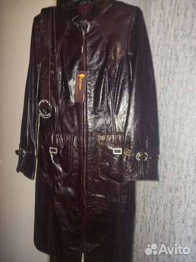 Кожаный плащ
