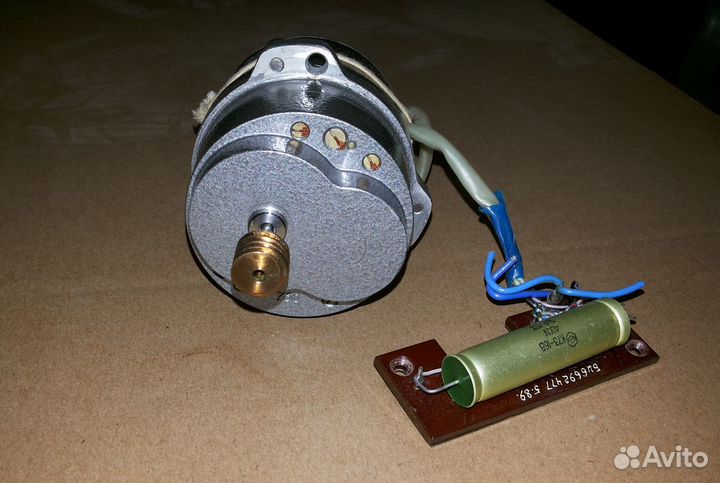 Электродвигатели синхронные редукторные дср-2