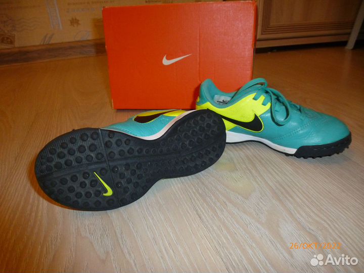 Детские шиповки (бутсы) футбольные nike 28 размер