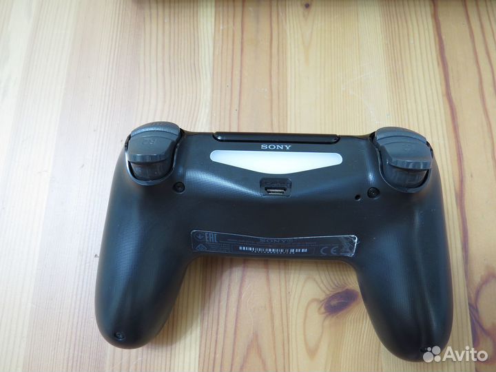 Sony Playstation 4 Pro ревизия 3