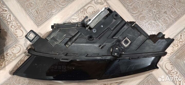 Фары Audi Q5 оригинал. дорест