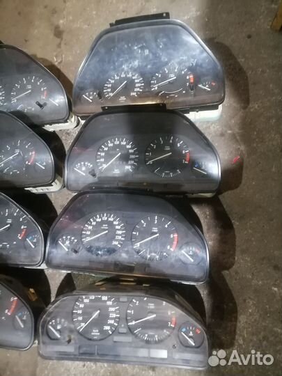 Приборная панелььмв е34