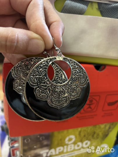 Серьги и пирсинг в нос