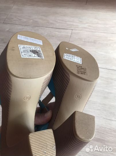 Босоножки новые