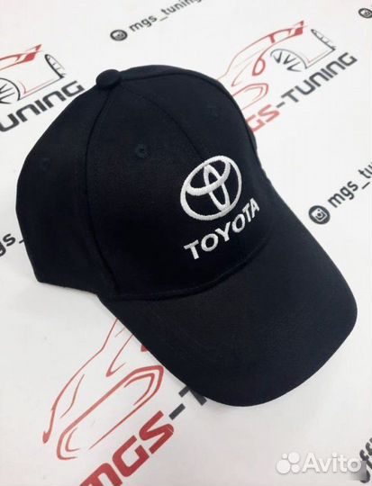Бейсболка Toyota черная
