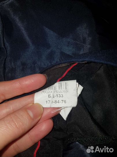 Школьный костюм+4 рубашки