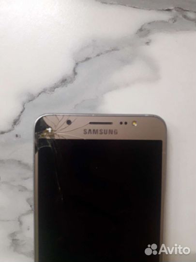 Samsung galaxy j7 2016