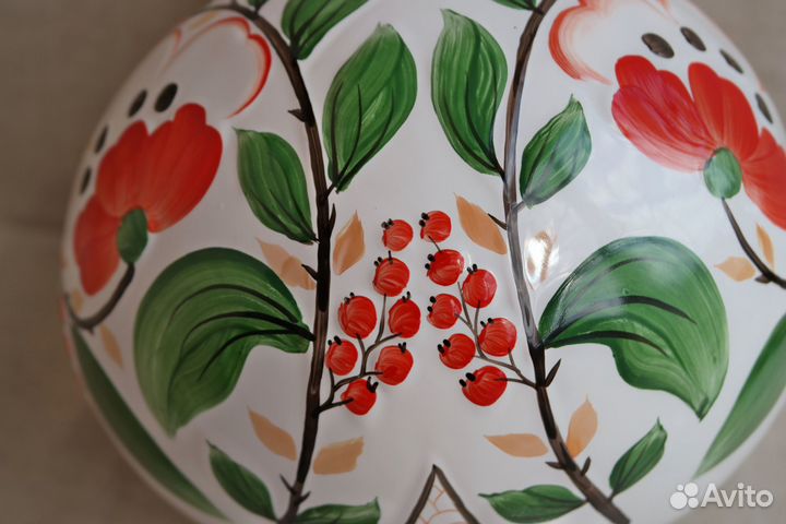 Ваза. Цветы, ягоды. Фаянс. Роспись