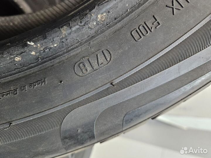 Viatti Strada Asimmetrico 215/55 R17 94V
