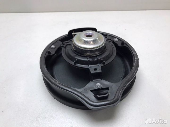 Динамик задний Mercedes C220 W204 2.2 CDI 2011