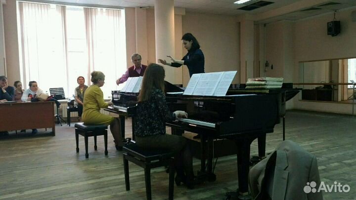 Репетитор по сольфеджио, фортепиано, вокалу