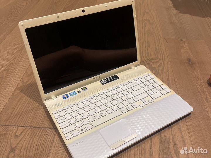 Ноутбук sony vaio pcg-71812V