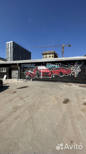 Художник граффити