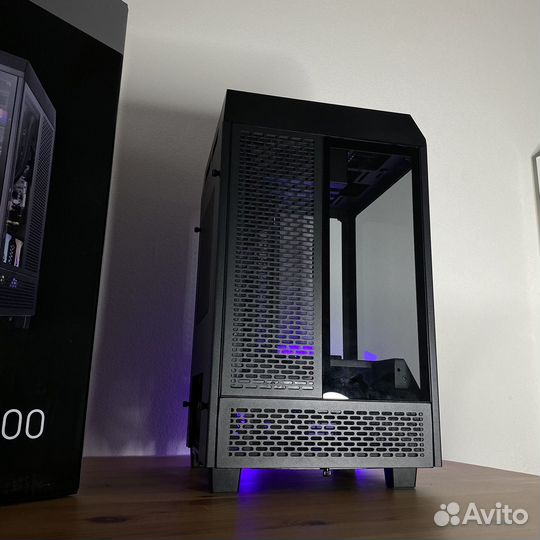 Корпус Thermaltake The Tower 100