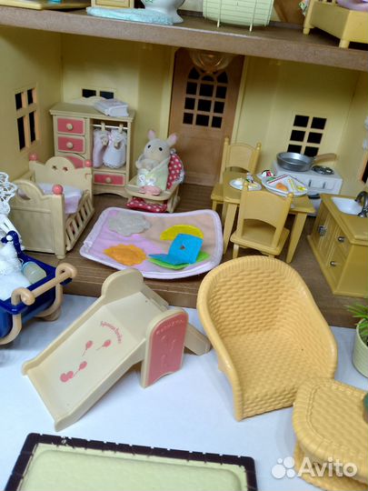 Sylvanian families дом с мебелью