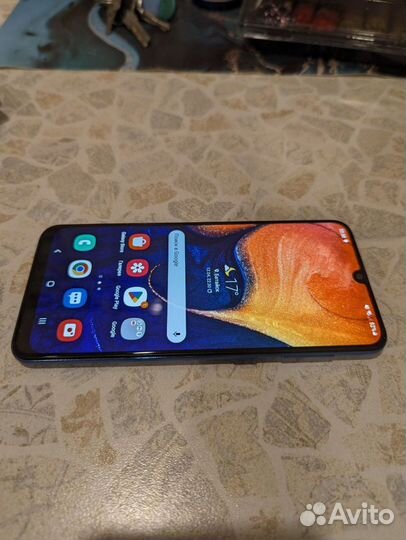 Samsung Galaxy A50, 4/64 ГБ