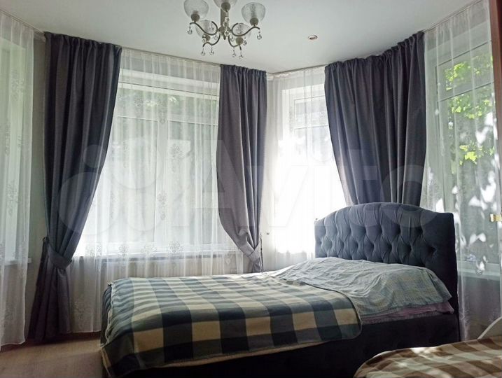 2-к. квартира, 50 м², 1/3 эт.