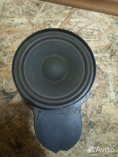 Динамик передний Пассат Б6 Б7