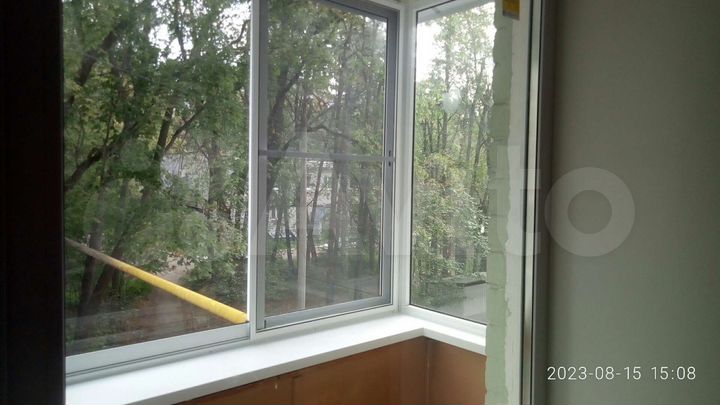 2-к. квартира, 52 м², 2/5 эт.