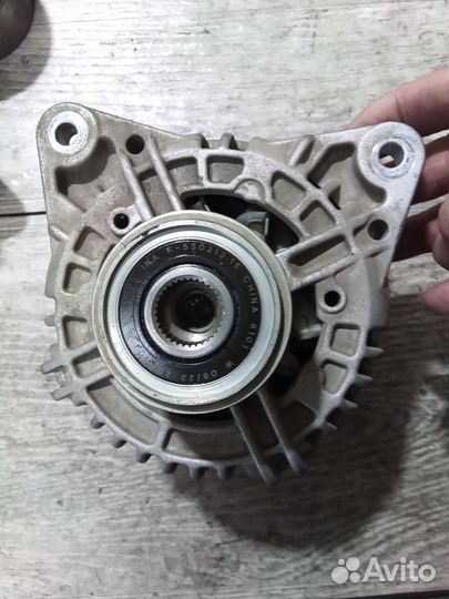 Продам генераторы renault nissan