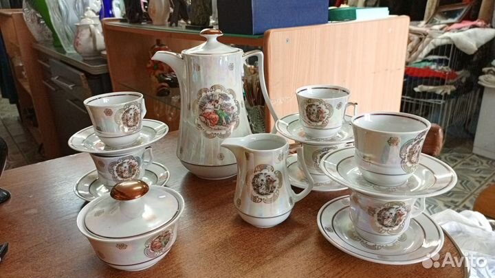 Чайный сервиз мадонна гдр, винтаж