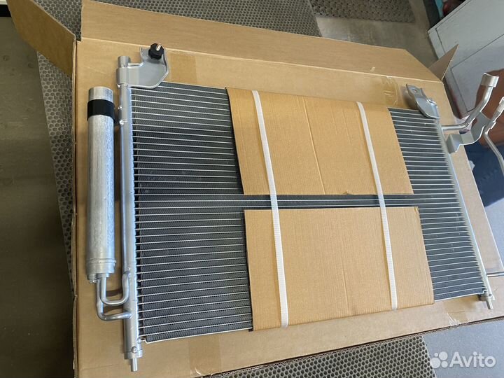 Радиатор кондиционера Mazda CX 7