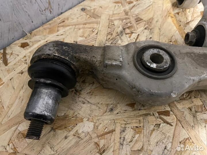 Рычаг передний правый нижний Audi А4 B7