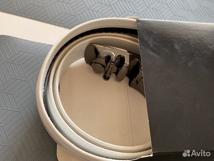 Новый кожаный ремень