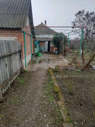 Дом 35 м² на участке 10 сот.